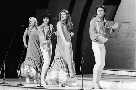 Paschalis, Marianna, Robert & Bessy - Gallery